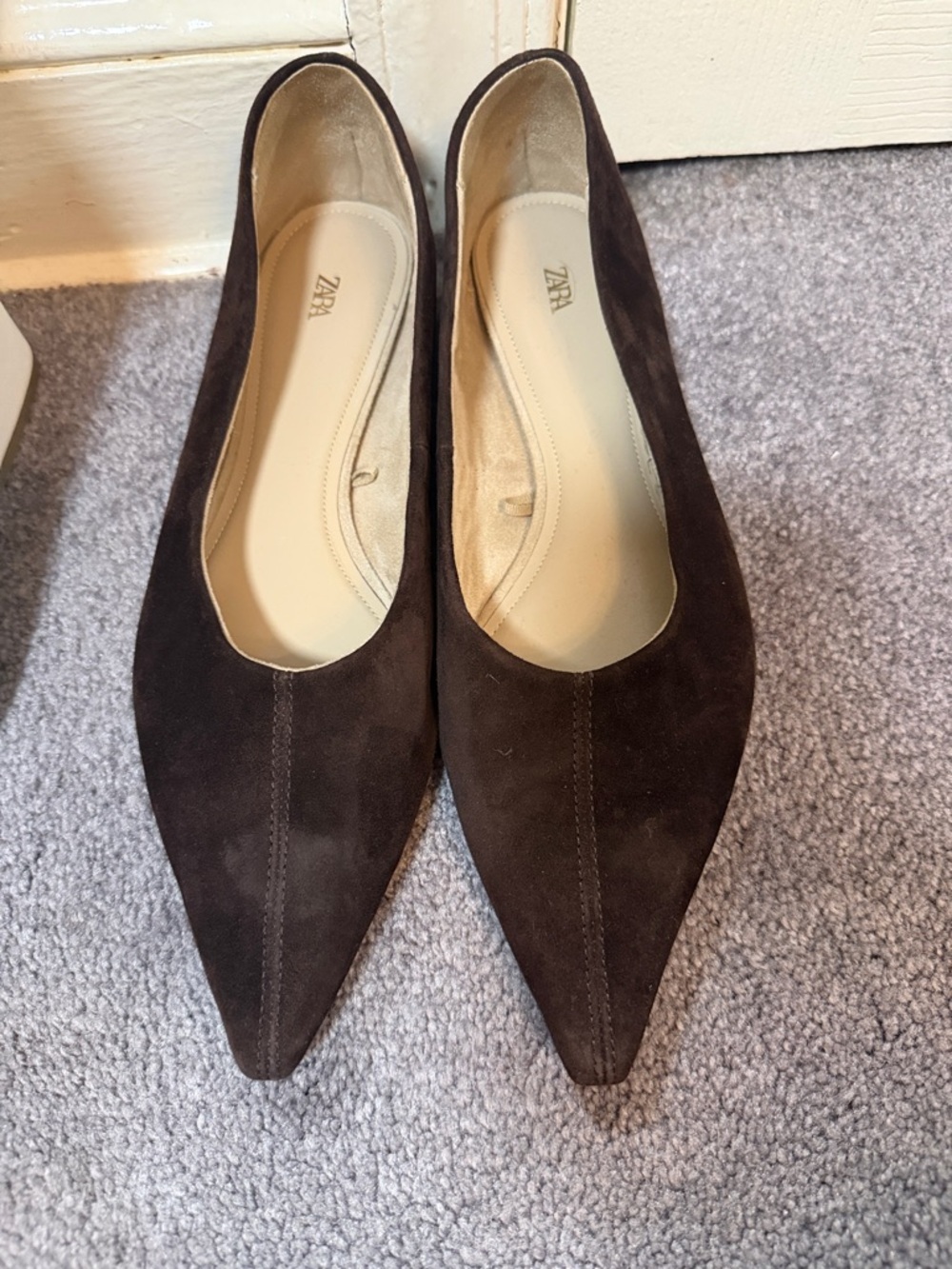 Zara Dark Brown Pointed Suede Flats